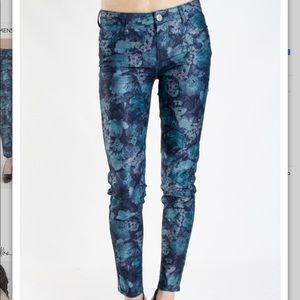 Buffalo David Britton Skinny Floral Jeans Sz27 NWT